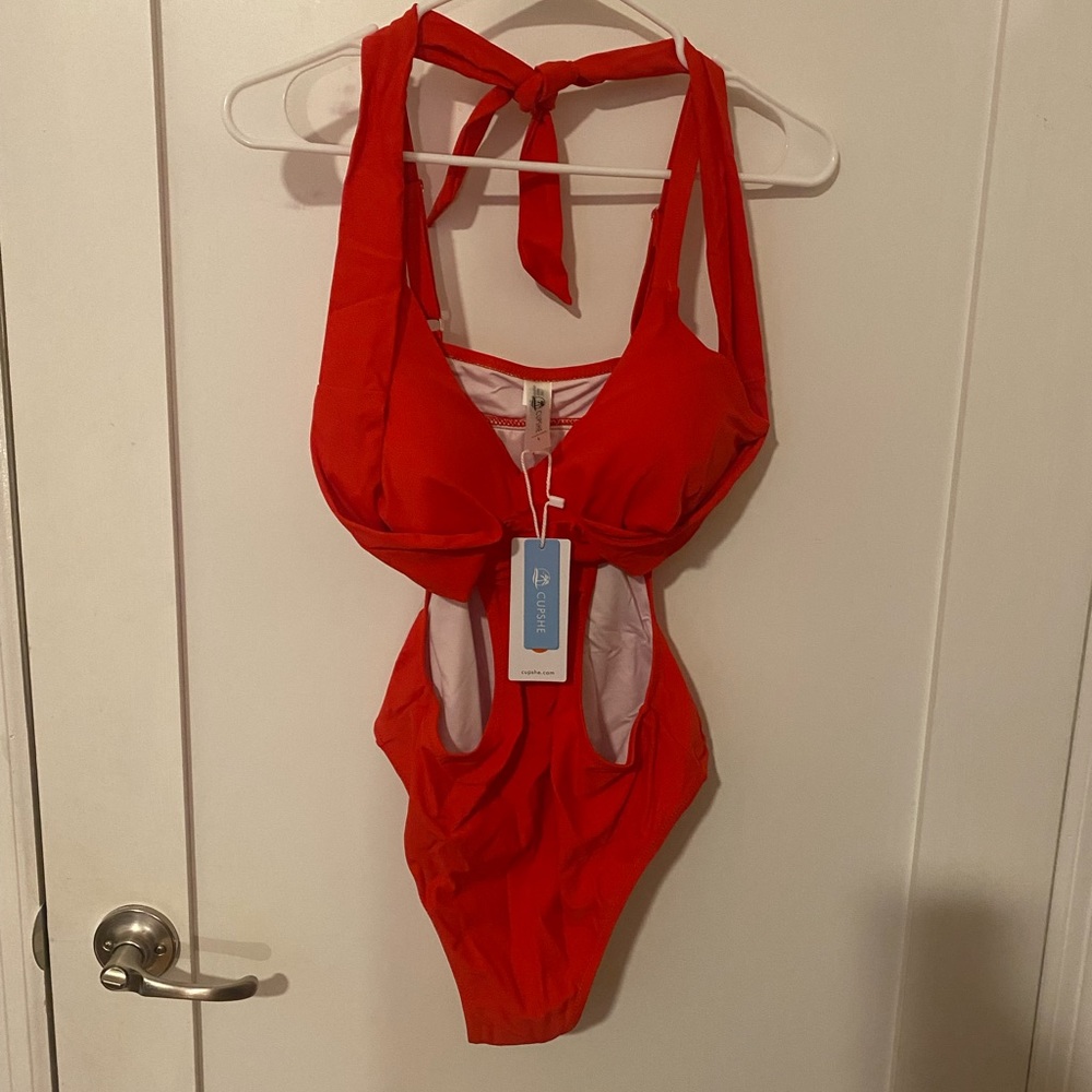 Cupshe Cutout One Piece Swimsuit